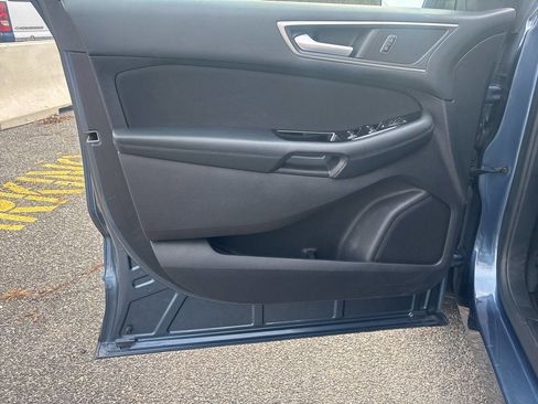 Used 2018 Ford Edge SEL w/ Class II Trailer Tow Package image 18