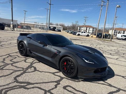 Used 2017 Chevrolet Corvette Z06 image 3