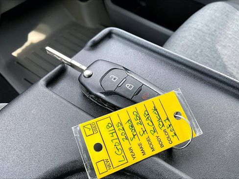 Used 2025 Ford F250 XL w/ STX Appearance Package AWD/4WD image 11