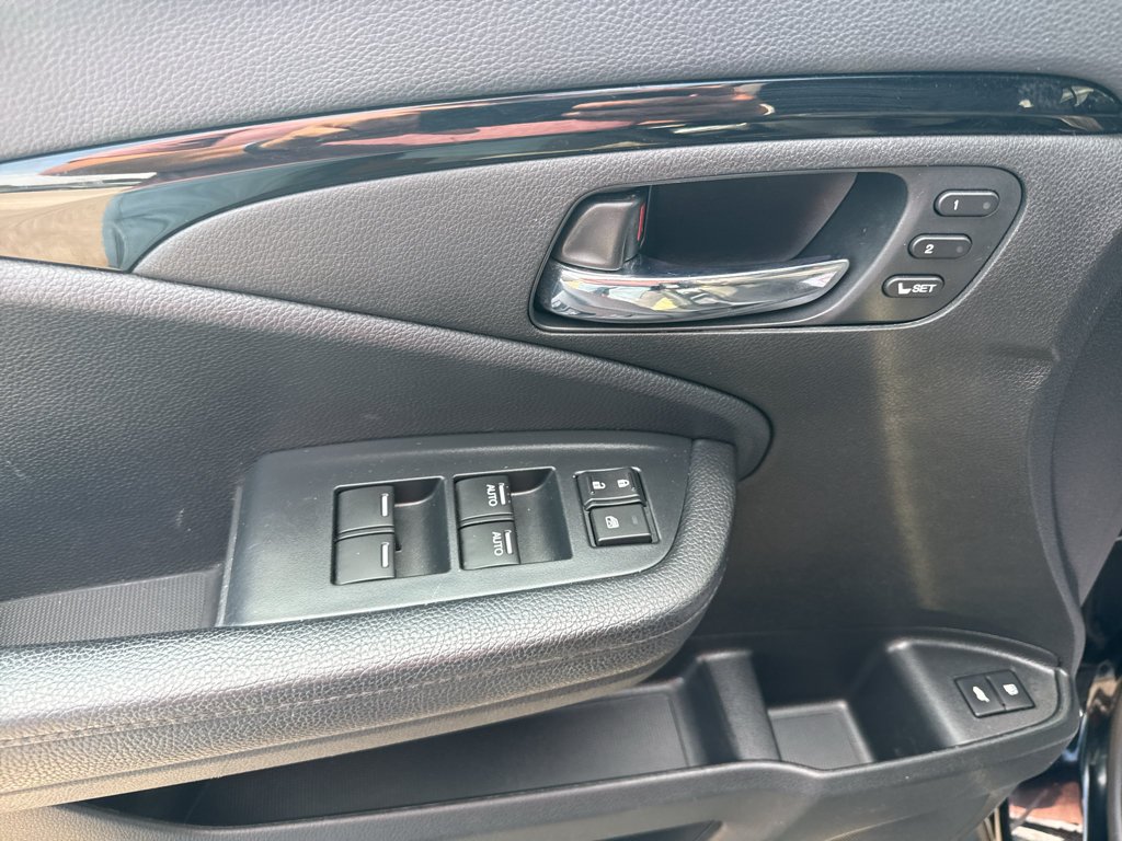 Used 2022 Honda Pilot Elite image 15