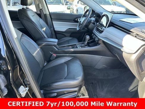 Certified 2022 Jeep Compass Limited image 10