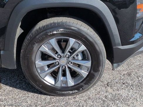 Used 2026 Chevrolet Equinox LT FWD image 10