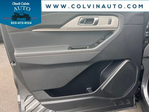 New 2026 Ford Explorer Active AWD/4WD image 11