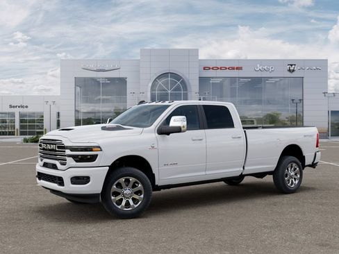New 2026 RAM 2500 Laramie AWD/4WD image 2