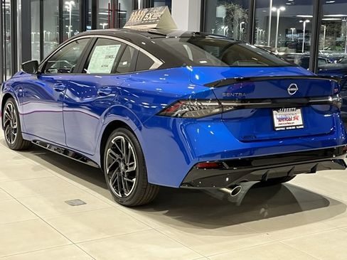 New 2026 Nissan Sentra SR w/ Floor Mat Package FWD image 22