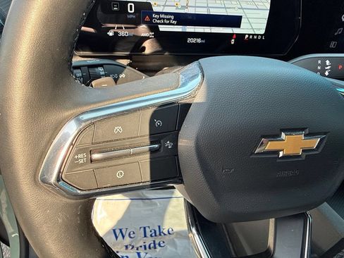 Used 2026 Chevrolet Equinox LT AWD/4WD image 26