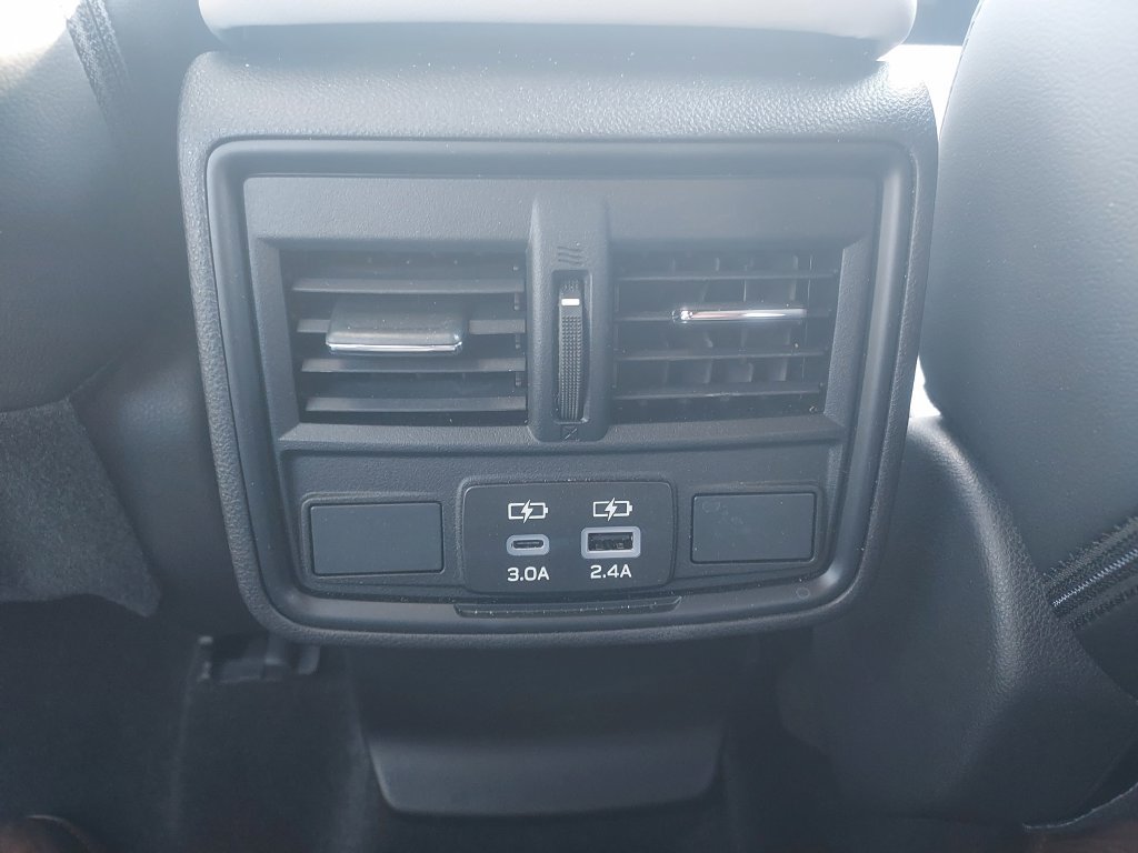Used 2026 Subaru Forester Premium AWD/4WD image 10