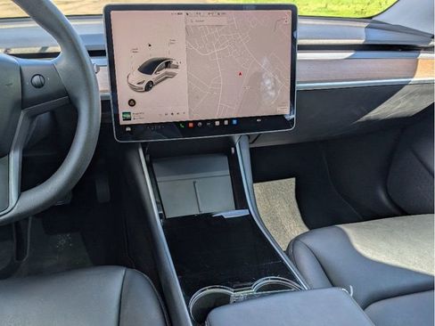 Used 2020 Tesla Model 3 Long Range AWD/4WD image 20