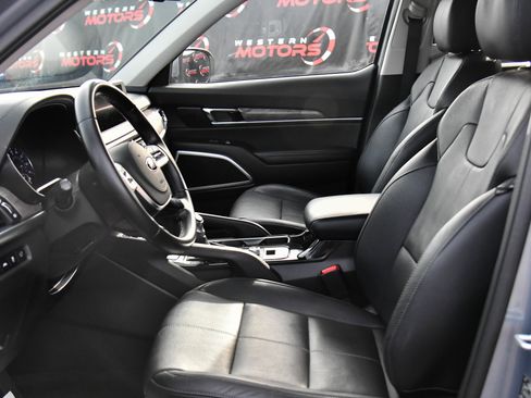 Used 2020 Kia Telluride EX w/ EX Premium Package image 18