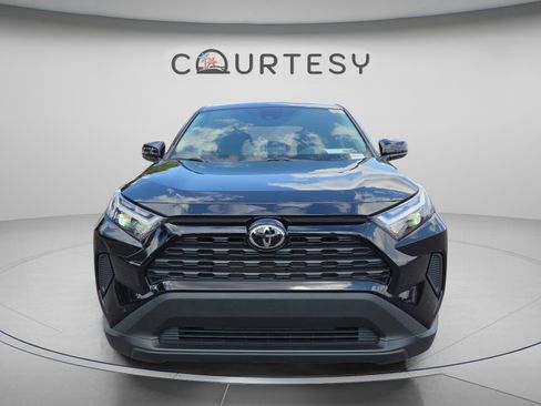 Certified 2025 Toyota RAV4 LE FWD image 8