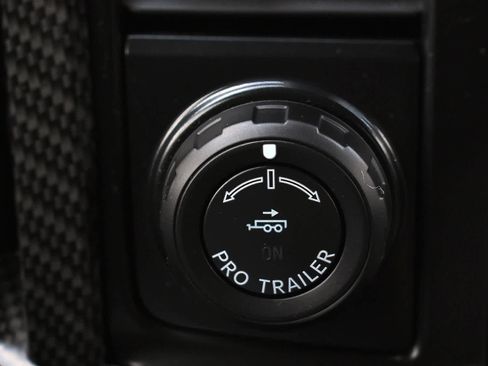 Used 2023 Ford F150 Lariat w/ Equipment Group 502A High image 32