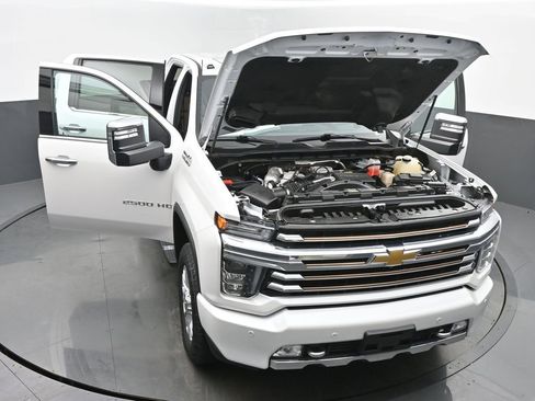 Used 2022 Chevrolet Silverado 2500 High Country image 62