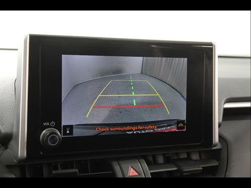 Used 2025 Toyota RAV4 XLE FWD image 13