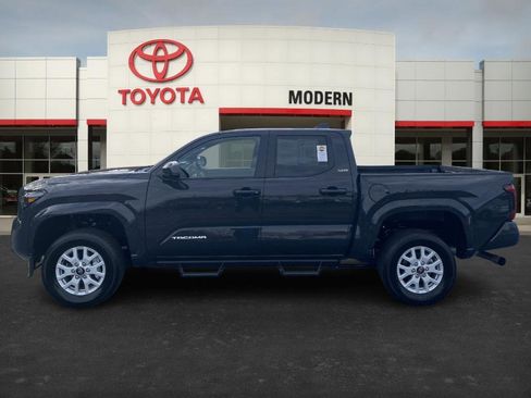 Certified 2024 Toyota Tacoma SR5 image 7