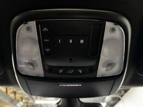 Used 2024 Dodge Durango R/T AWD/4WD image 29