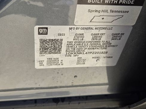 Used 2023 GMC Acadia SLE w/ Driver Convenience Package FWD image 21
