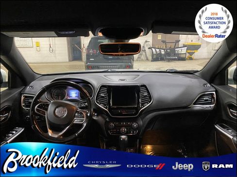 Used 2019 Jeep Cherokee High Altitude AWD/4WD image 14