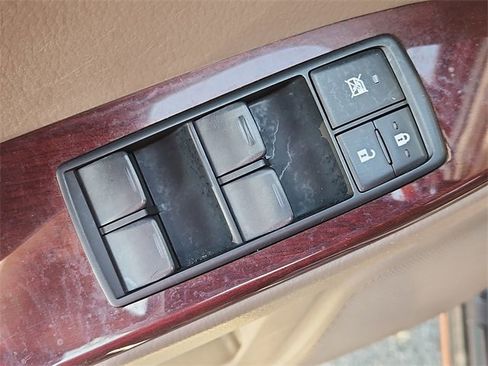 Used 2019 Lexus GX 460 image 24