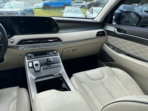 Used 2020 Hyundai Palisade Limited image 16
