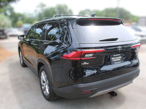 Used 2024 Toyota Grand Highlander AWD Hybrid image 13