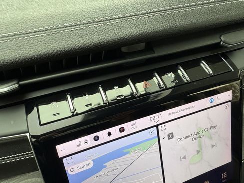 Used 2023 Jeep Grand Cherokee L Limited image 23