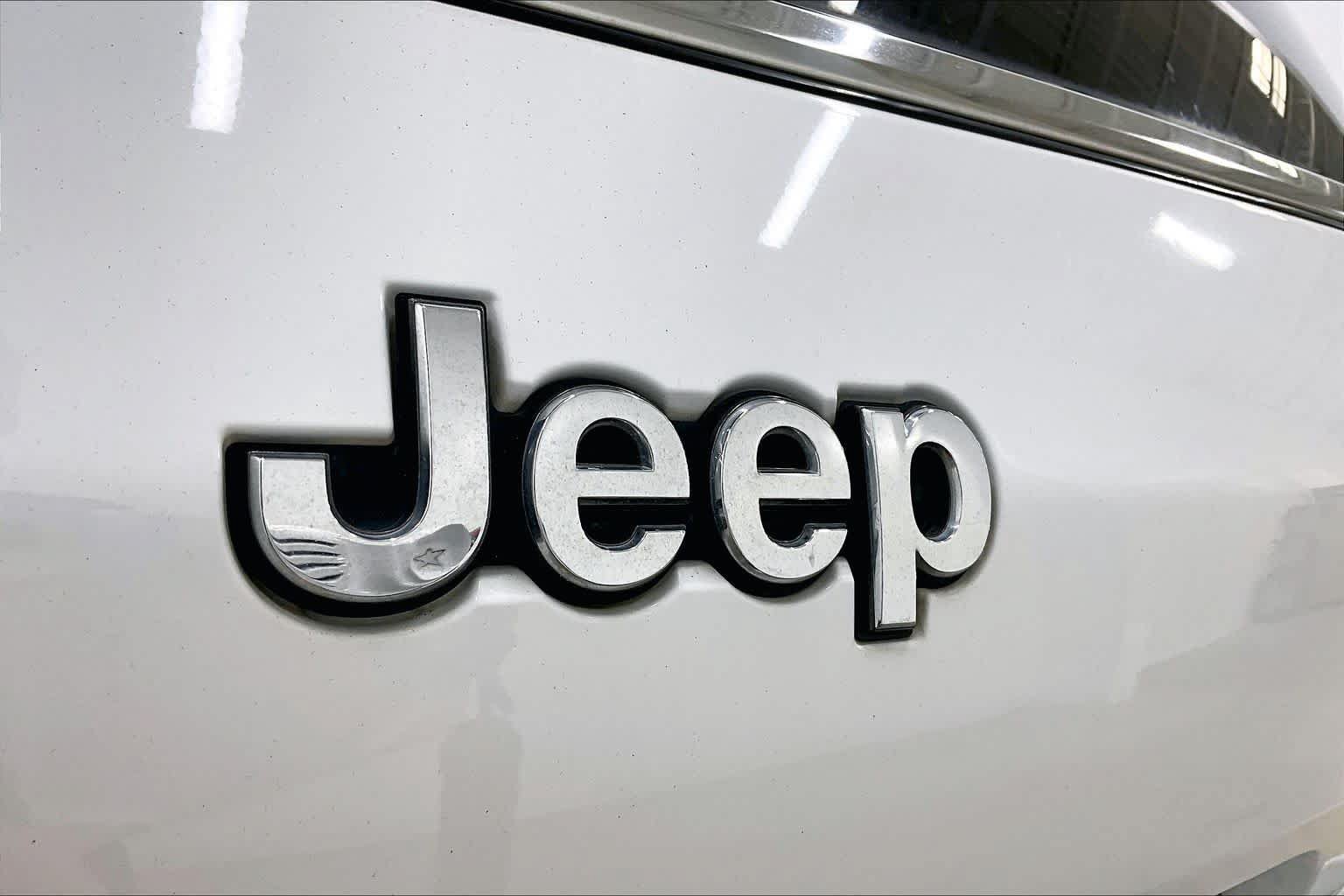 Used 2021 Jeep Grand Cherokee L Overland AWD/4WD image 30