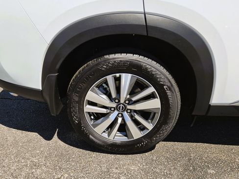 New 2026 Nissan Pathfinder SL w/ Cargo Package FWD image 9