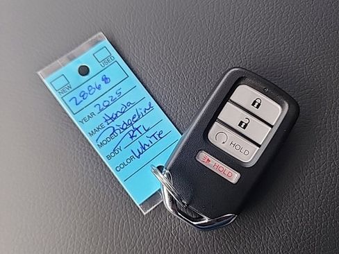 New 2025 Honda Ridgeline RTL image 27