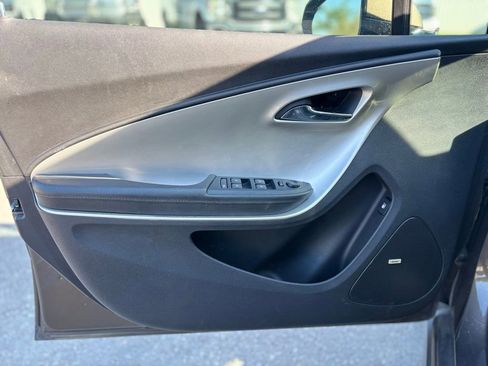 Used 2015 Chevrolet Volt Premium w/ Premium Trim Package image 8