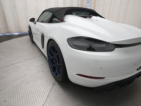 Certified 2025 Porsche 718 Boxster Spyder RS w/ Light Design Package RWD image 7
