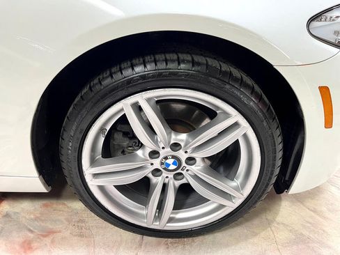 Used 2013 BMW 528i Sedan RWD image 38