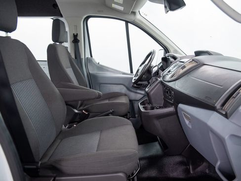 Used 2016 Ford Transit 250 130 Low Roof RWD image 15