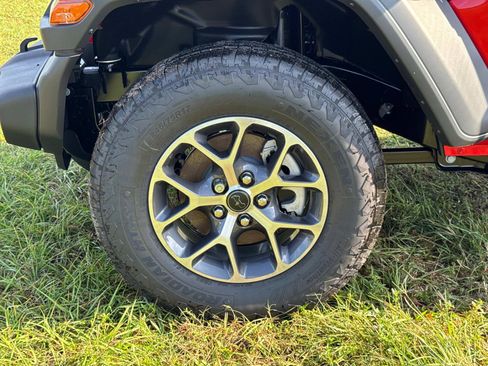 New 2025 Jeep Wrangler Sport S AWD/4WD image 10