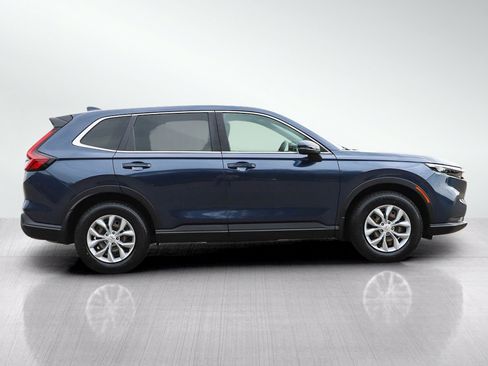 Used 2025 Honda CR-V LX image 6