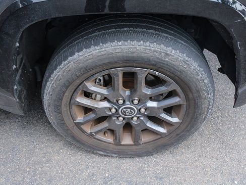 Used 2023 Toyota Tundra Platinum w/ Advanced Package RWD image 12