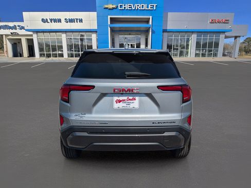 Used 2025 GMC Terrain Elevation AWD/4WD image 9