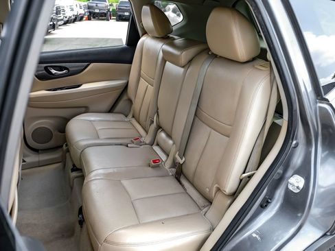 Used 2014 Nissan Rogue SL FWD image 33