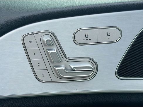 Used 2024 Mercedes-Benz GLE 350 4MATIC image 25