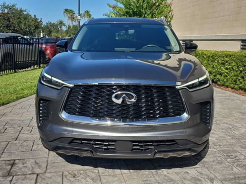 Used 2023 INFINITI QX60 Luxe w/ Cargo Package FWD image 2