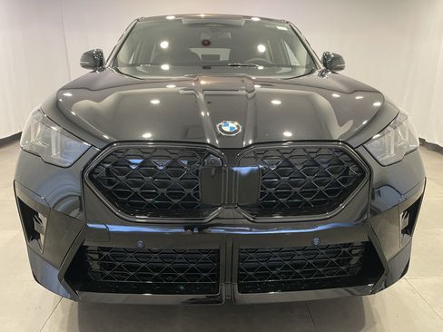 New 2026 BMW X2 xDrive28i w/ Technology Package AWD/4WD image 2