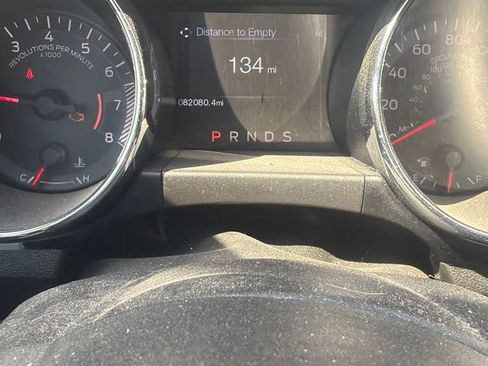 Used 2017 Ford Mustang Premium RWD image 10
