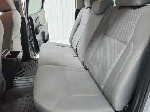 Used 2022 Toyota Tacoma SR AWD/4WD image 30