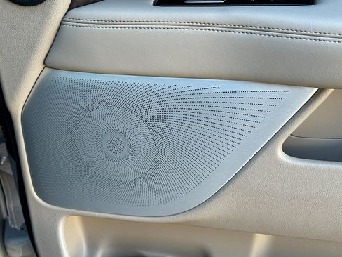 Used 2024 Lincoln Navigator Reserve image 20