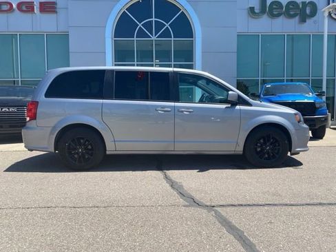 Used 2019 Dodge Grand Caravan GT FWD image 5