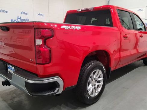 Used 2023 Chevrolet Silverado 1500 LT AWD/4WD image 5