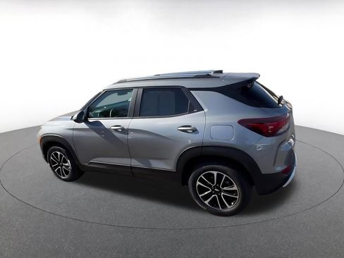 Used 2025 Chevrolet TrailBlazer LT image 10