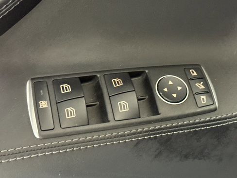 Used 2018 Tesla Model S 75D image 13