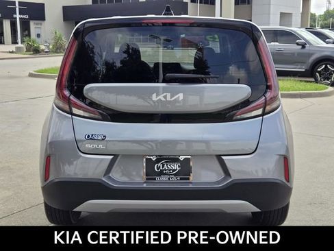 Certified 2025 Kia Soul LX w/ LX Technology Package FWD image 5