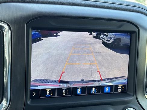 Used 2023 GMC Sierra 2500 AT4 w/ AT4 Premium Plus Package AWD/4WD image 42