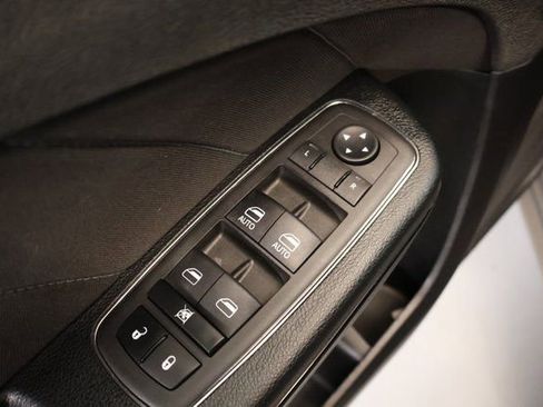 Used 2023 Dodge Charger SXT w/ Blacktop Package image 11